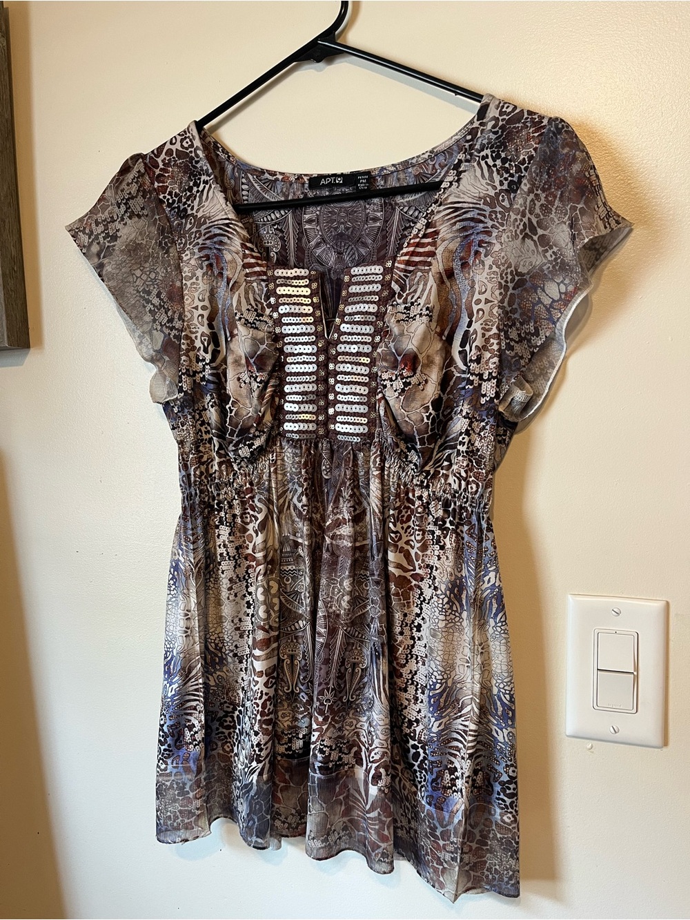 Apt. 9 Brown Multi-Print Sequin-Trim Flutter Sleeve Top